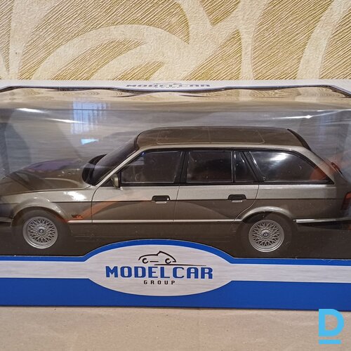 BMW E34 Touring modelis