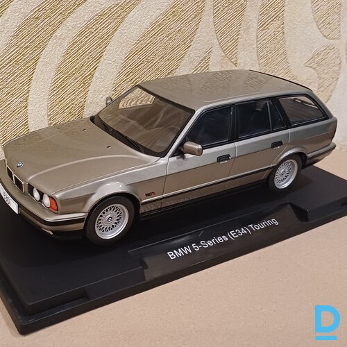 BMW E34 Touring modelis
