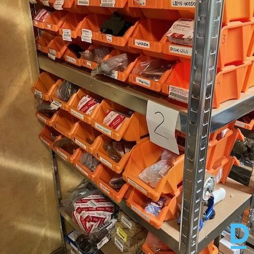 Pārdod Toyota oriģinālās rezerves daļas