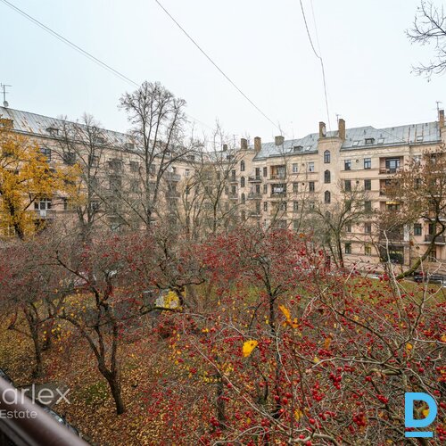 Ausekļa iela 3 – Klusā centra klasika ar skatu uz Daugavu! Ausekļa iela 3 – Klusā centra klasika ar skatu uz Daugavu!