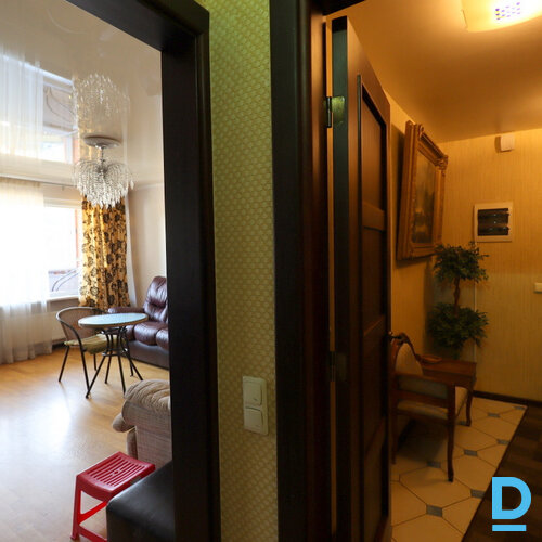 Pārdod dzīvokli Rīgas iela 18