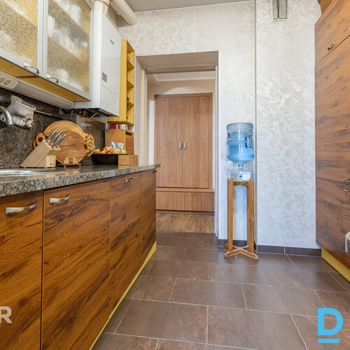 Pārdošanā mājīgs un plašs 3 istabu dzīvoklis pirmskara laika ēkā Ģertrūdes ielā Pārdošanā mājīgs un plašs 3 istabu dzīvoklis pirmskara laika ēkā Ģertrūdes ielā