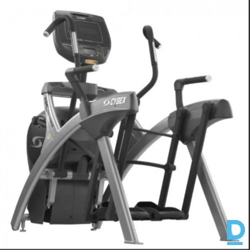 Pārdodu profesionālo Cybex 625AT Arc Trainer kardio trenažieri