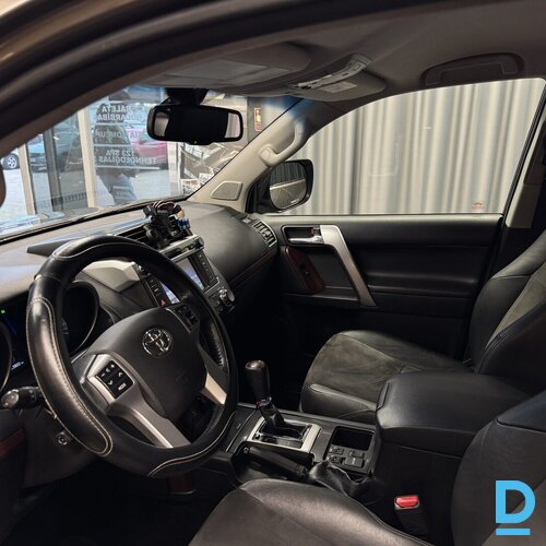 Pārdod Toyota Land Cruiser 150 3.0d, 2015 Pārdod Toyota Land Cruiser 150 3.0d, 2015