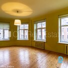 Izīrē dzīvokli Rīgā