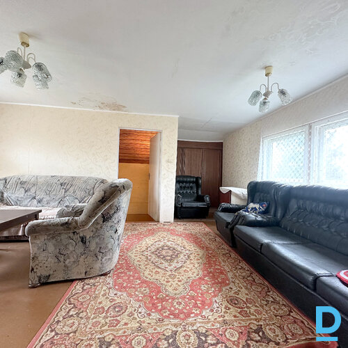 Pārdod māju Ziles iela 36