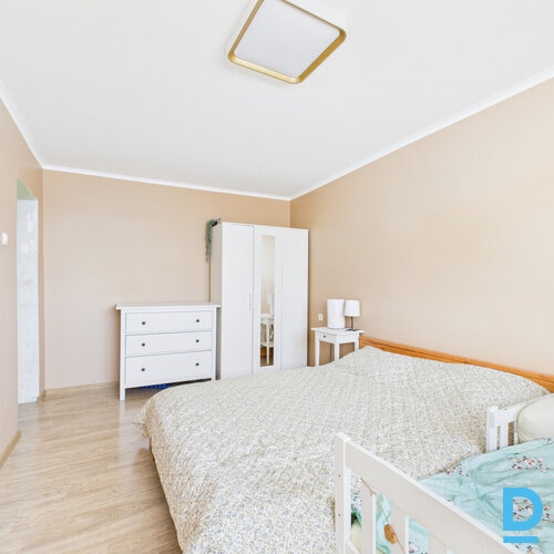 Pārdošanā saulains, ekonomisks 2 istabu dzīvoklis renovētā mājā klusā vietā.Dzīv Pārdošanā saulains, ekonomisks 2 istabu dzīvoklis renovētā mājā klusā vietā.Dzīv