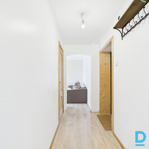 Pārdošanā saulains, ekonomisks 2 istabu dzīvoklis renovētā mājā klusā vietā.Dzīv Pārdošanā saulains, ekonomisks 2 istabu dzīvoklis renovētā mājā klusā vietā.Dzīv