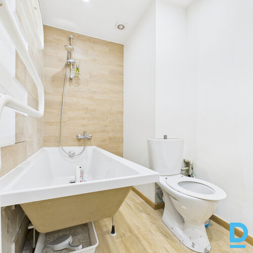 Pārdošanā saulains, ekonomisks 2 istabu dzīvoklis renovētā mājā klusā vietā.Dzīv Pārdošanā saulains, ekonomisks 2 istabu dzīvoklis renovētā mājā klusā vietā.Dzīv