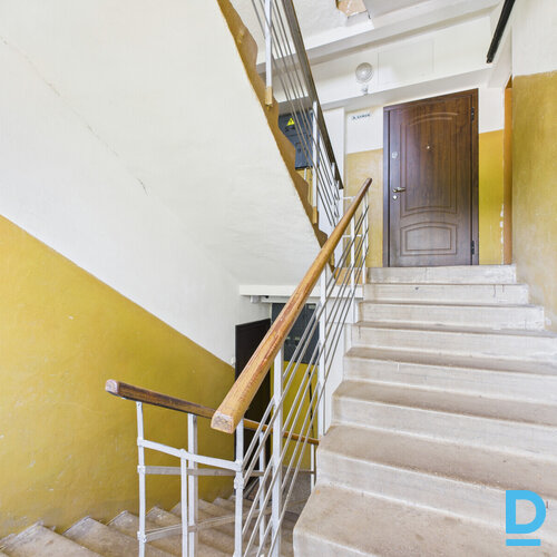 Pārdošanā saulains, ekonomisks 2 istabu dzīvoklis renovētā mājā klusā vietā.Dzīv Pārdošanā saulains, ekonomisks 2 istabu dzīvoklis renovētā mājā klusā vietā.Dzīv