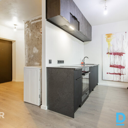 Pārdošanā pārdomāts, gaišs 2 istabu dzīvoklis Juglas apkaimē.Dzīvokļa plānojuma 