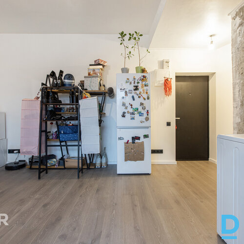 Pārdošanā pārdomāts, gaišs 2 istabu dzīvoklis Juglas apkaimē.Dzīvokļa plānojuma 