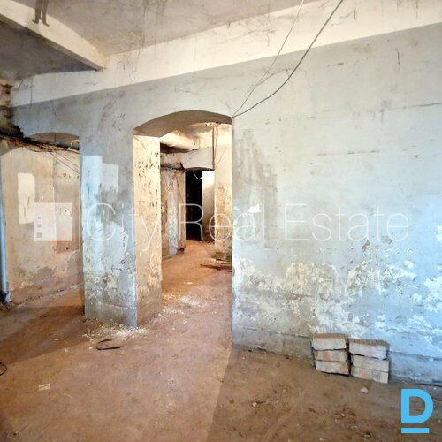 Pārdod komerctelpas Rīgā