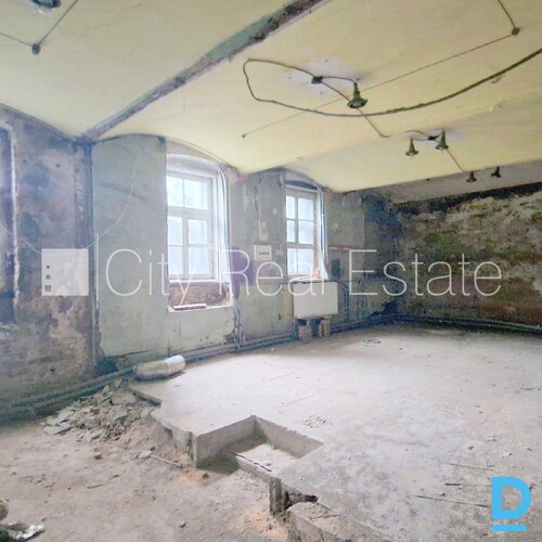 Pārdod komerctelpas Rīgā