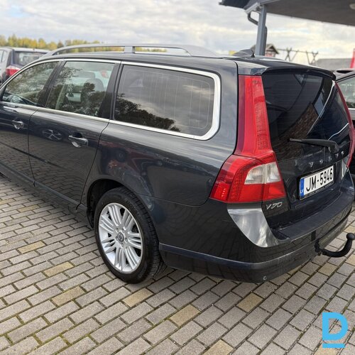 Pārdod Volvo V70 2.0d, 2008