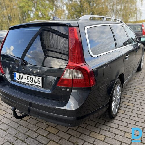 Pārdod Volvo V70 2.0d, 2008