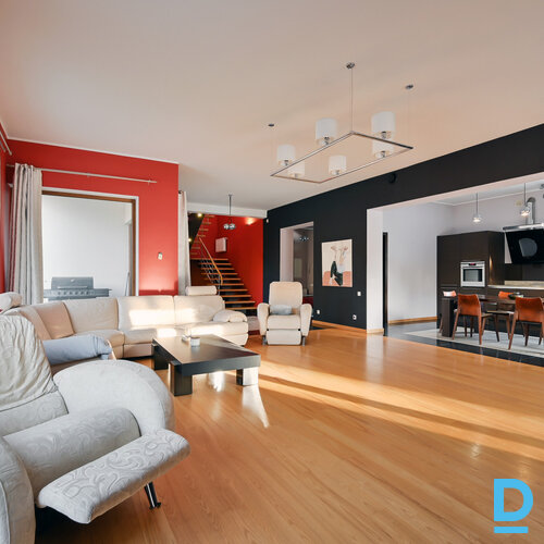 Pārdod māju Priežu iela 40 Pārdod māju Priežu iela 40