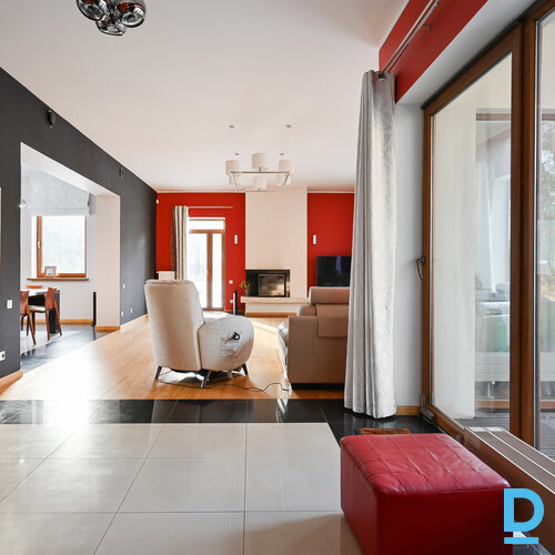 Pārdod māju Priežu iela 40 Pārdod māju Priežu iela 40