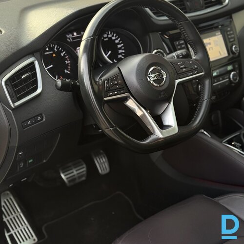 Pārdod Nissan Qashqai 1.2i, 2018