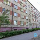 Продается светлая и теплая однокомнатная квартира в отличном месте на третьем этаже кирпичного дома