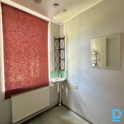 Pārdod mājas Leona Paegles iela 7a