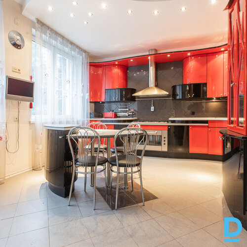 Pārdod māju Garkalnes novads Priedkalne Skuju 