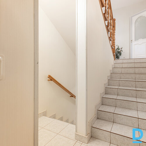 Pārdod māju Garkalnes novads Priedkalne Skuju 