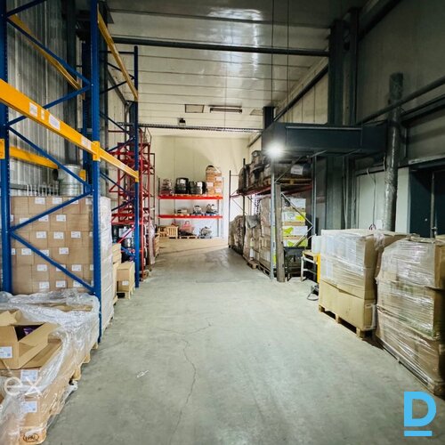 Noliktavas telpas Ādažos