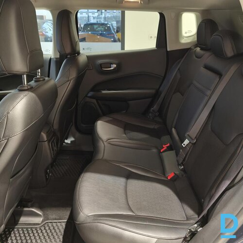 Pārdod Jeep Compass 1.3i, 2021