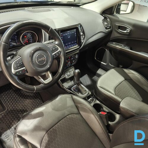 Pārdod Jeep Compass 1.3i, 2021