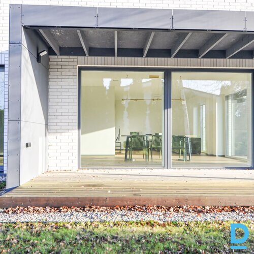 Pārdod mājas Sila iela 36