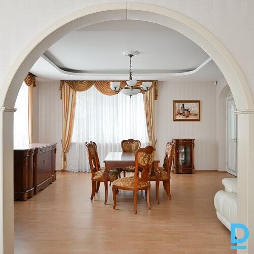 Pārdod māju Skuju 12