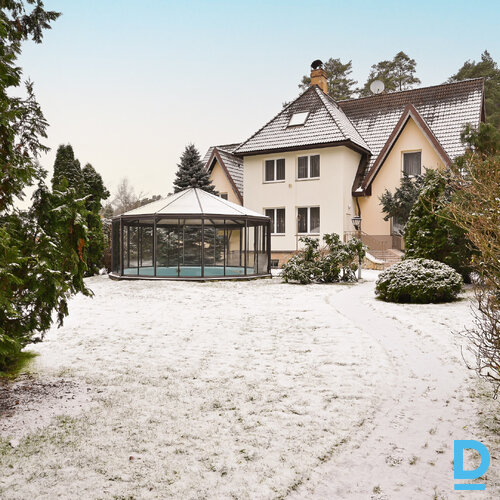 Pārdod māju Skuju 12