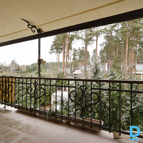 Pārdod māju Skuju 12