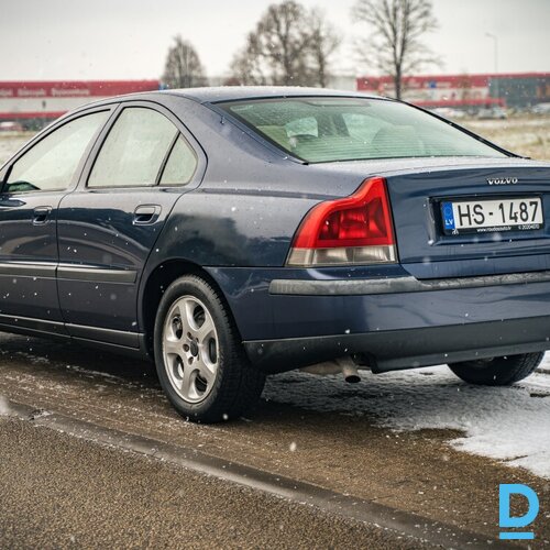 Pārdod Volvo S60, 2.4i, 2002