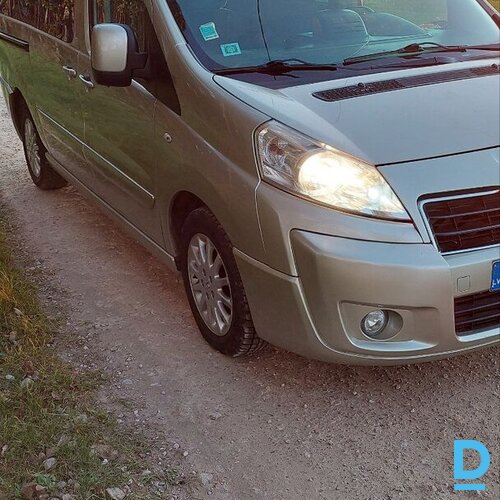 Pārdod Peugeot Expert, 2013