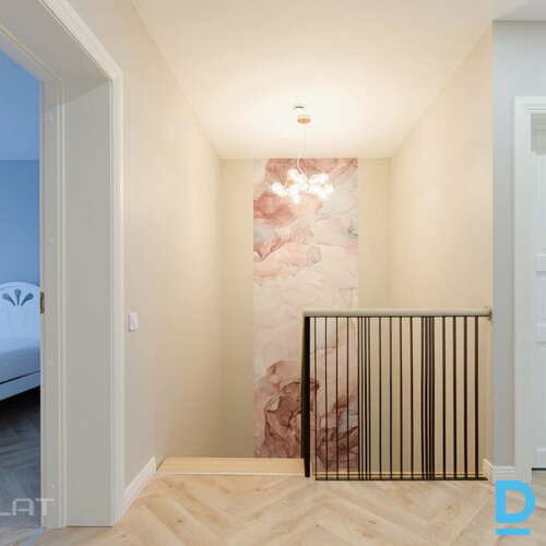 Izīrē māju Radiostacijas iela 22 Izīrē māju Radiostacijas iela 22