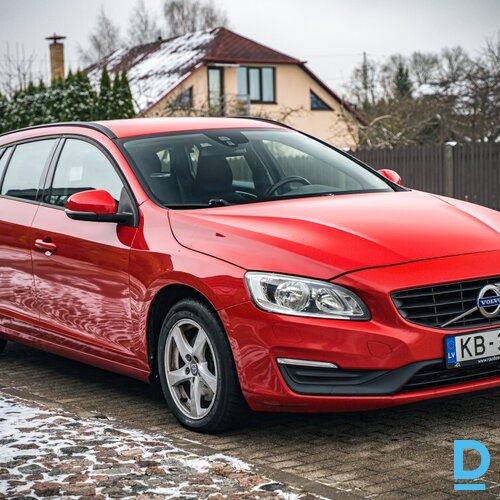 Pārdod Volvo V60 2.0d, 2015