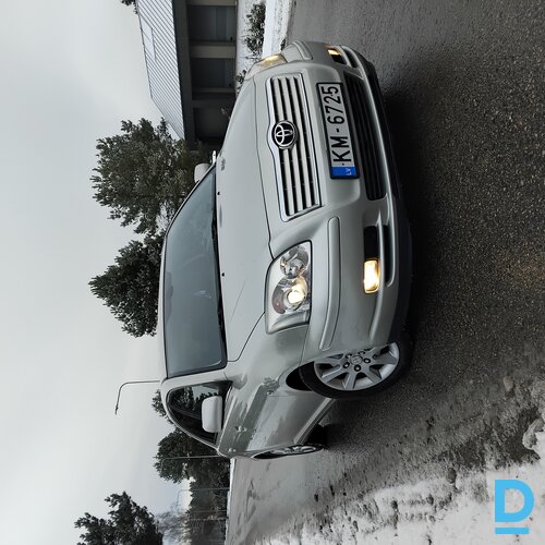 Pārdod Toyota Avensis, 2006