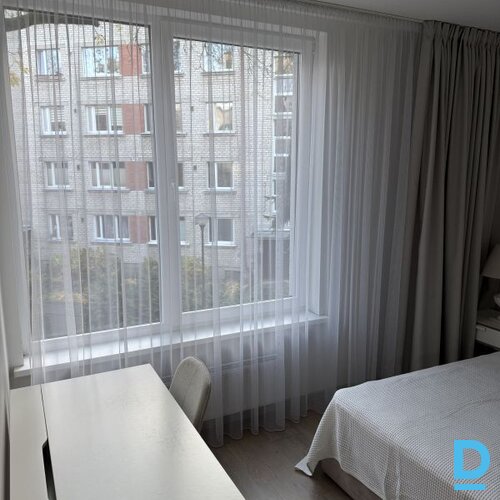 Izīrē dzīvokli H. Celmiņa 5