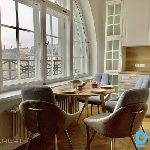 Izīrē dzīvokli Barona iela 14