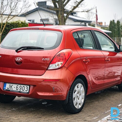 Pārdod Hyundai i20, 1.2i, manuāls, 2013