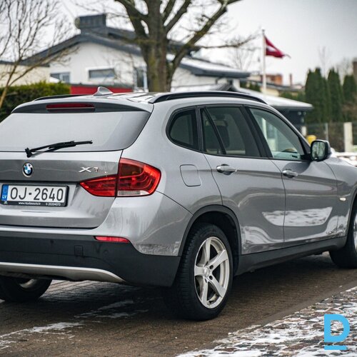 Pārdod BMW X1 2.0d, 2010