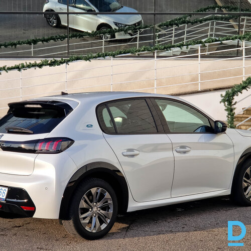 Pārdod Peugeot e-208 50 kWh, 2022