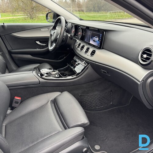 Pārdod Mercedes-Benz E 220d, 2017