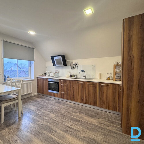 Pārdod dzīvokli Ķemeru iela 48