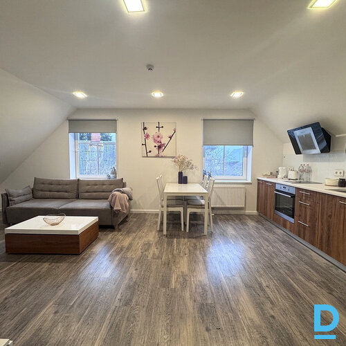 Pārdod dzīvokli Ķemeru iela 48