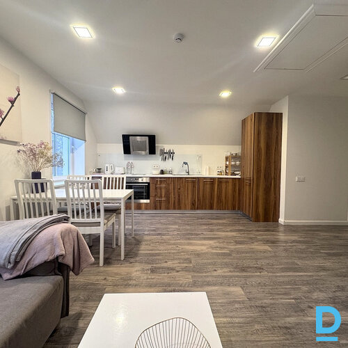 Pārdod dzīvokli Ķemeru iela 48