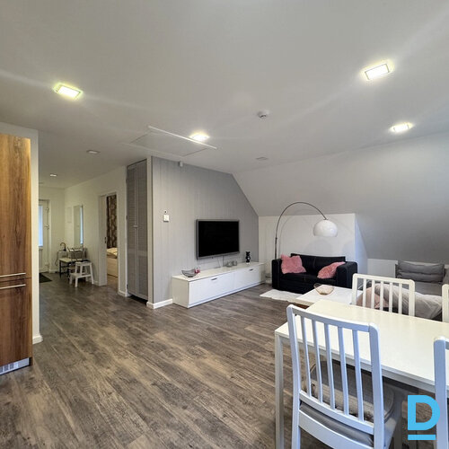 Pārdod dzīvokli Ķemeru iela 48