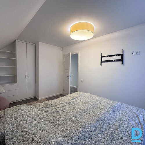 Pārdod dzīvokli Ķemeru iela 48